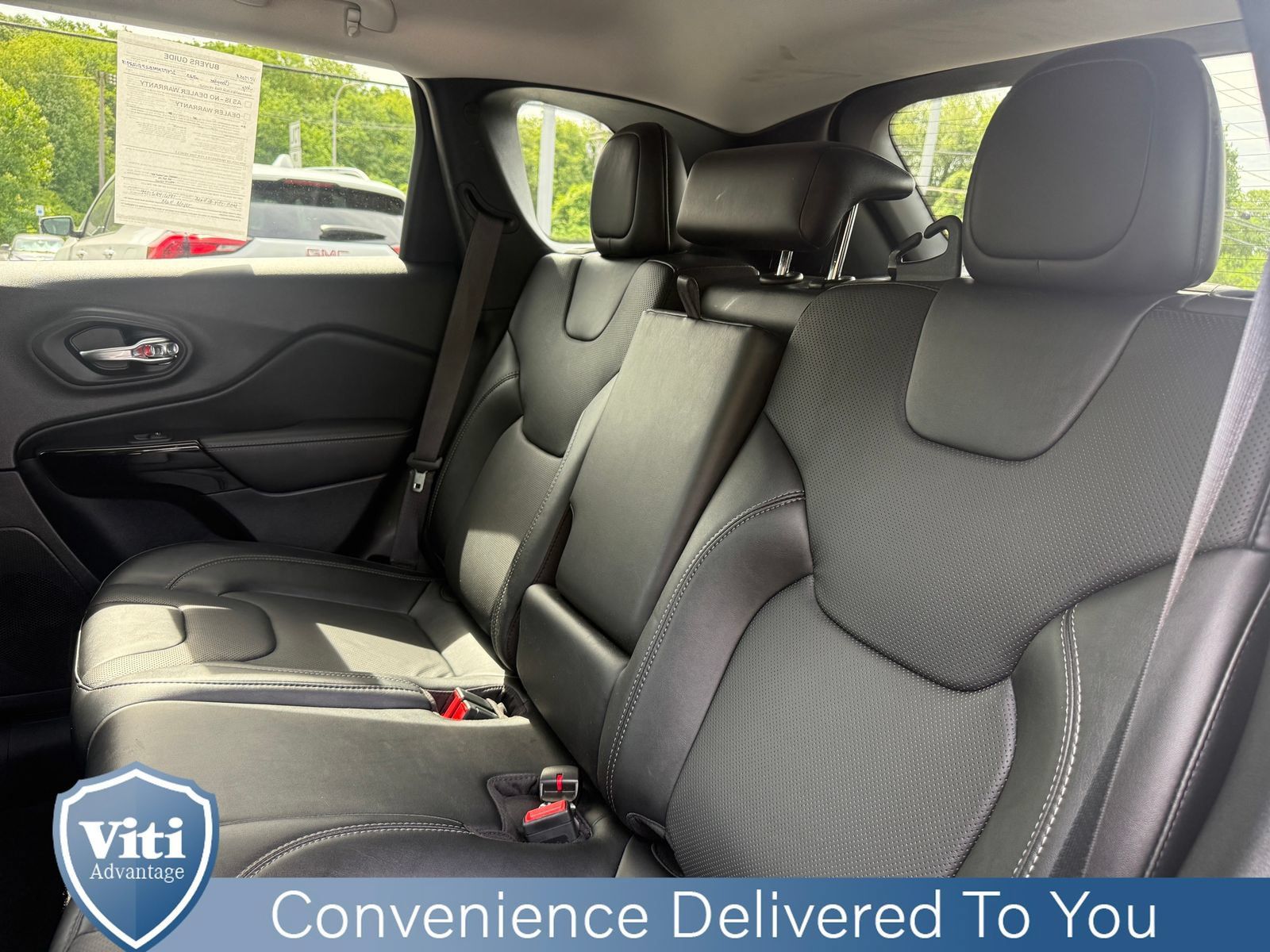 Used 2023 Jeep Cherokee Altitude Lux AWD/4WD image 21