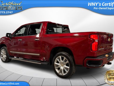 Used 2023 Chevrolet Silverado 1500 High Country w/ Technology Package AWD/4WD image 8