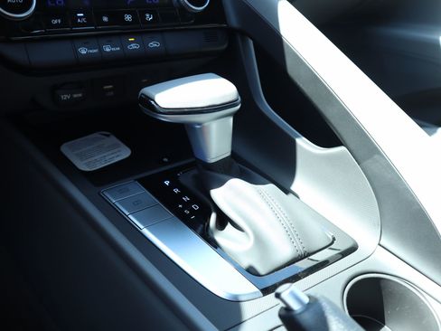 New 2026 Hyundai Elantra Sport image 7