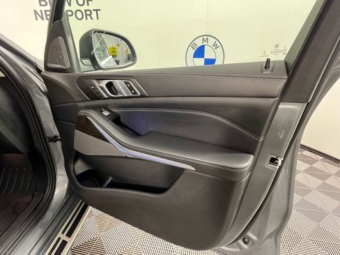 Used 2023 BMW X7 xDrive40i AWD/4WD image 27