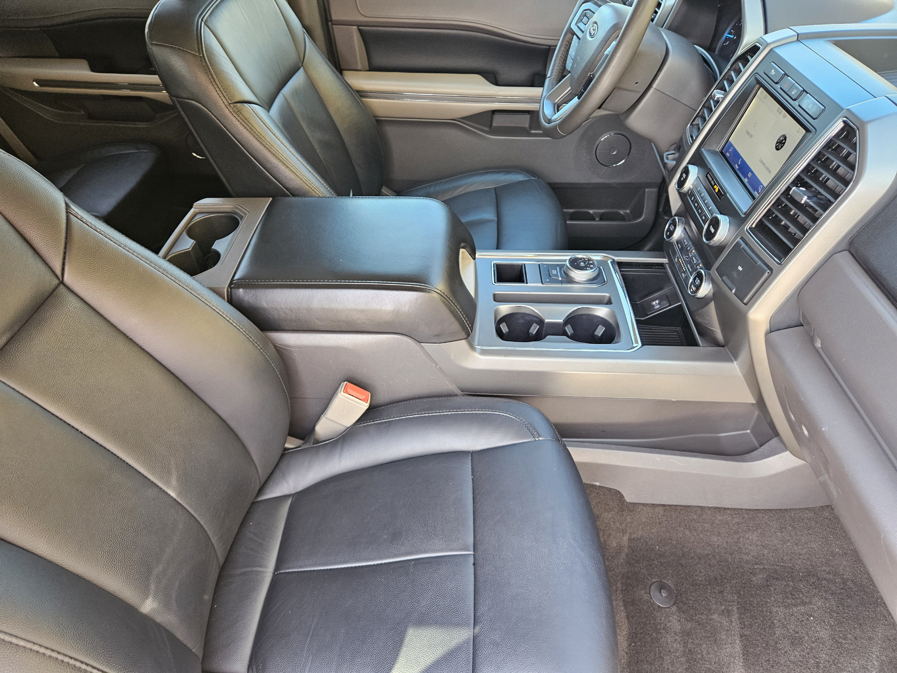 Used 2020 Ford Expedition XLT RWD image 12