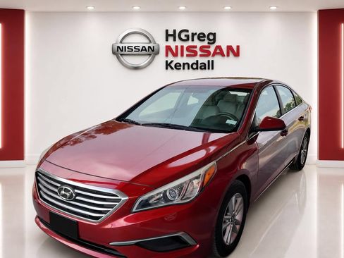 Used 2016 Hyundai Sonata SE FWD image 3