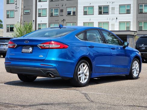 Used 2020 Ford Fusion SE FWD image 11