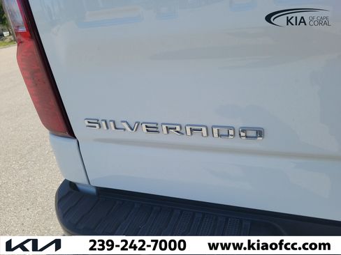 Used 2024 Chevrolet Silverado 1500 Custom Trail Boss AWD/4WD image 13