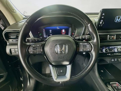 Used 2023 Honda Pilot Elite image 25