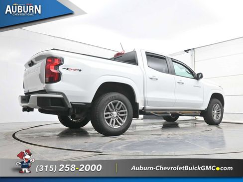 Certified 2024 Chevrolet Colorado LT w/ LT Convenience Package II image 21