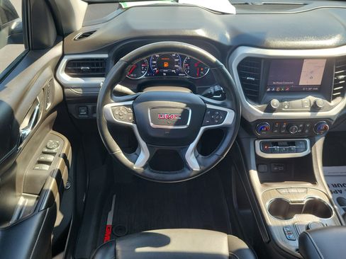 Used 2023 GMC Acadia SLT w/ Elevation Edition FWD image 11