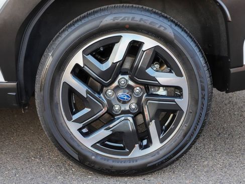 Used 2025 Subaru Forester Limited image 25