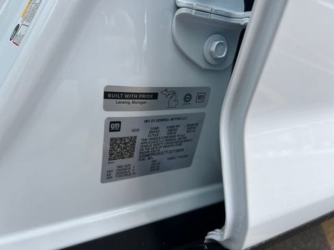 New 2026 Chevrolet Traverse LT w/ LPO, Floor Liner Package image 26