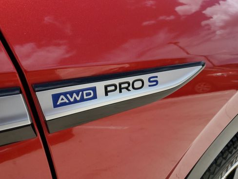 Used 2021 Volkswagen ID.4 Pro S w/ Gradient Package AWD/4WD image 13