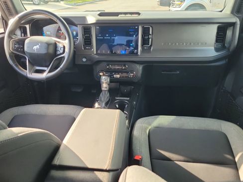 Used 2025 Ford Bronco Big Bend image 15