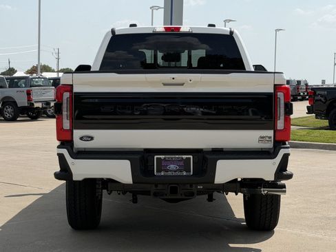 New 2026 Ford F250 Platinum AWD/4WD image 5