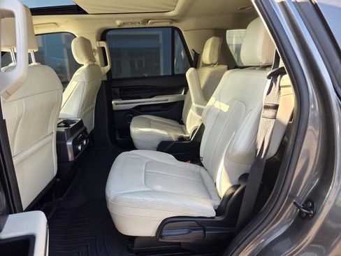 Used 2021 Ford Expedition Platinum image 22