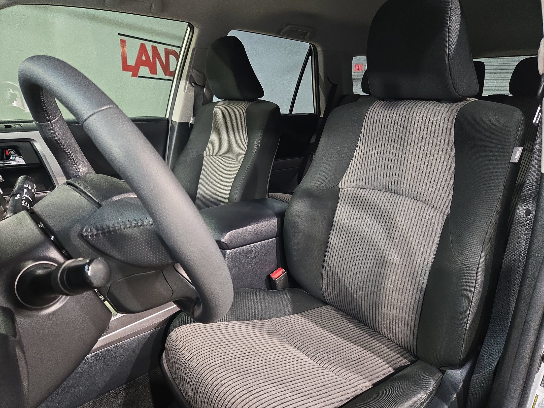 Used 2023 Toyota 4Runner SR5 AWD/4WD image 24