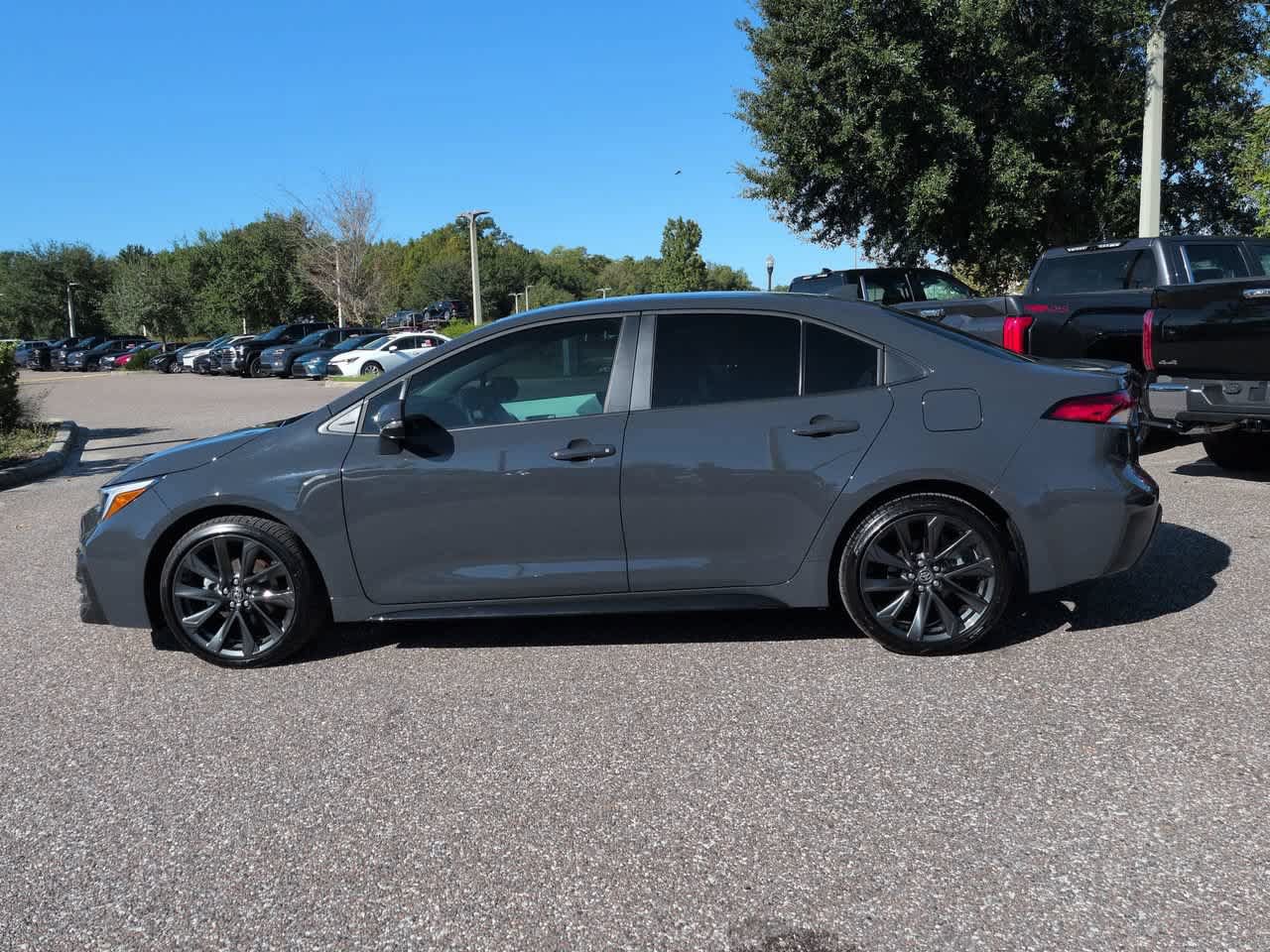 Certified 2026 Toyota Corolla SE FWD image 3