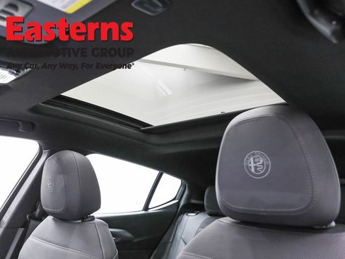 Used 2024 Alfa Romeo Tonale Veloce image 26