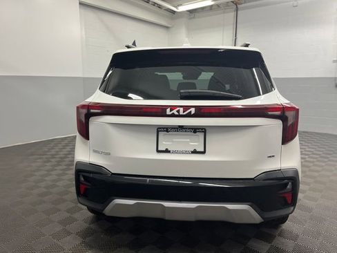 Certified 2024 Kia Seltos SX image 6