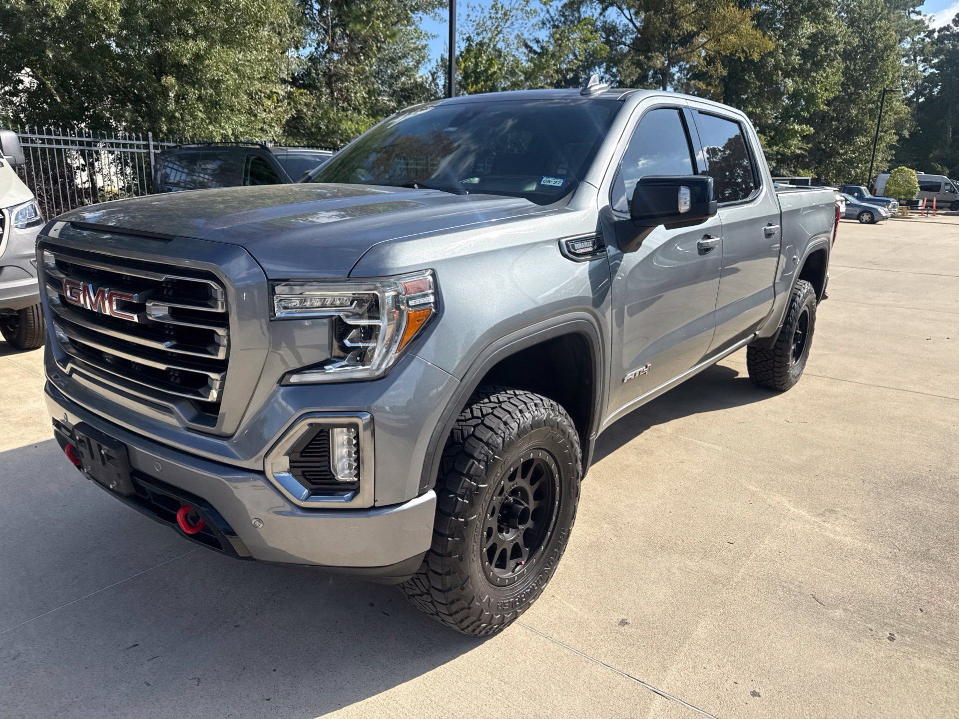 Used 2020 GMC Sierra 1500 AT4 w/ AT4 Premium Package AWD/4WD image 8