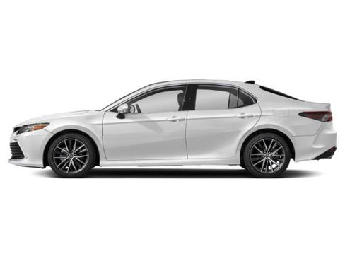 Used 2023 Toyota Camry XLE w/ Navigation Package AWD/4WD image 3