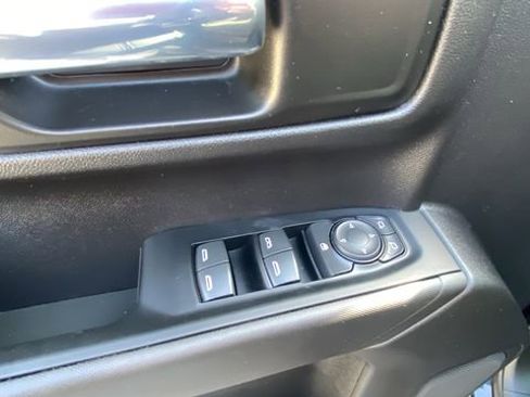Used 2022 Chevrolet Silverado 1500 Custom Trail Boss w/ LPO, Dark Essentials Package AWD/4WD image 16
