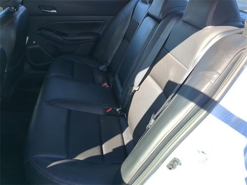 Used 2024 Nissan Altima 2.5 SR image 19