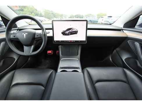 Used 2022 Tesla Model 3 Long Range AWD/4WD image 10