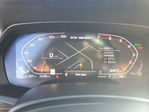 Used 2020 BMW X5 M50i w/ Premium Package image 25