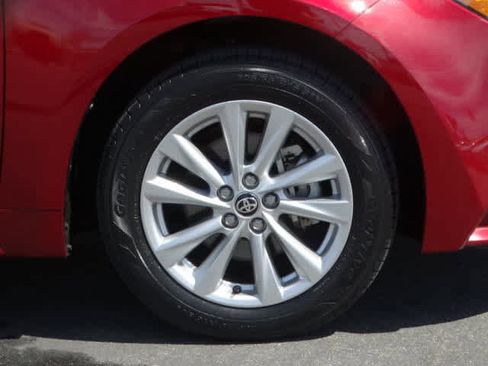 Used 2025 Toyota Corolla LE w/ LE Premium Package image 9