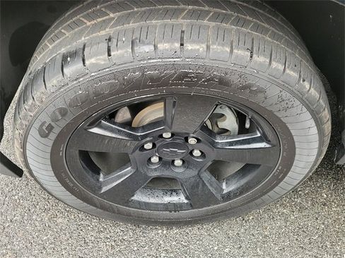 Used 2018 Chevrolet Tahoe LT w/ Luxury Package image 8