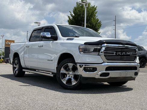 Used 2023 RAM 1500 Laramie AWD/4WD image 2