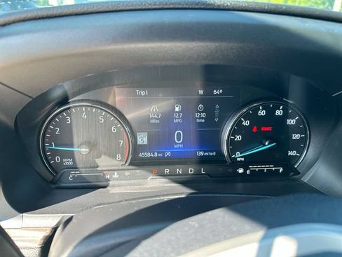 Used 2023 Ford Explorer Limited w/ Equipment Group 301A AWD/4WD image 14