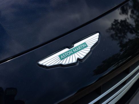 New 2026 Aston Martin V8 Vantage Convertible image 15