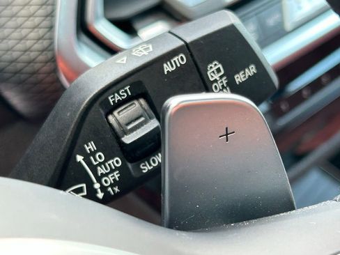 Used 2023 BMW X3 sDrive30i w/ M Sport Package image 24