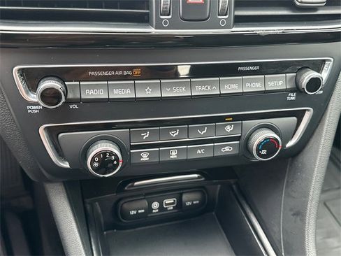 Used 2020 Kia Optima LX image 31