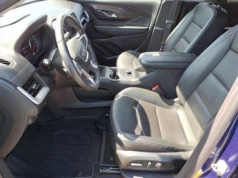 Used 2022 GMC Terrain SLT w/ Tech Package AWD/4WD image 12