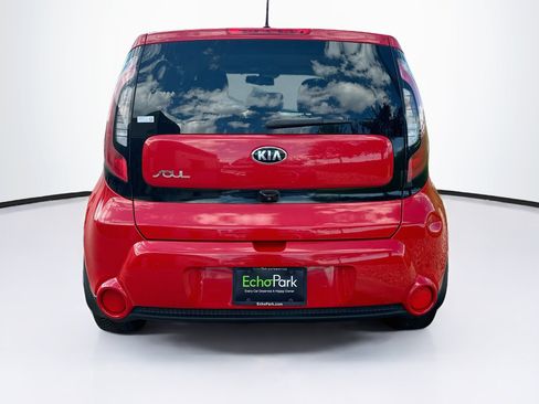 Used 2016 Kia Soul ! FWD image 7