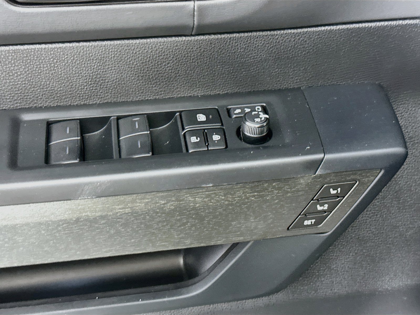 Certified 2026 Toyota Sequoia Capstone AWD/4WD image 18