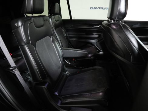 Used 2023 Jeep Grand Cherokee L Laredo AWD/4WD image 20