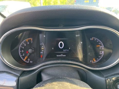 Used 2020 Jeep Grand Cherokee Trailhawk w/ Trailhawk Luxury Group AWD/4WD image 19