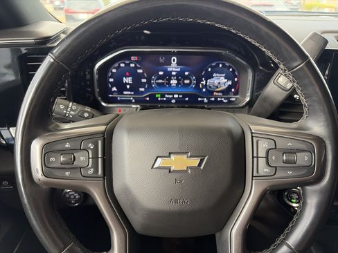 Used 2024 Chevrolet Silverado 3500 High Country w/ Technology Package AWD/4WD image 17