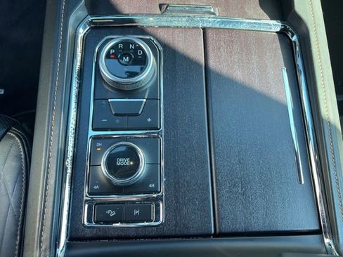 Used 2023 Ford Expedition Max Platinum AWD/4WD image 36