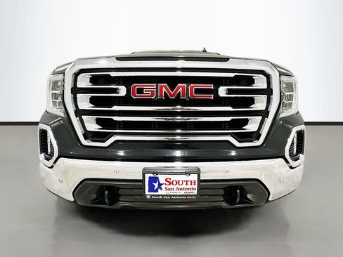 Used 2020 GMC Sierra 1500 SLT RWD image 2