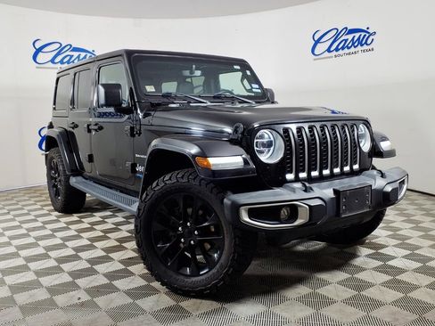 Used 2021 Jeep Wrangler Unlimited Sahara w/ Cold Weather Group AWD/4WD image 1