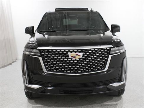 Certified 2021 Cadillac Escalade Premium Luxury image 2