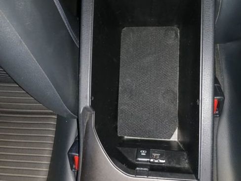 Used 2021 Toyota Camry SE w/ Audio Upgrade Package image 29