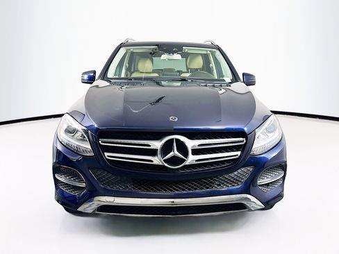 Used 2018 Mercedes-Benz GLE 350 4MATIC image 2