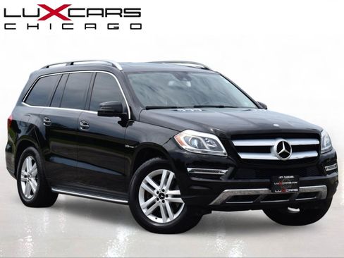 Used 2014 Mercedes-Benz GL 450 4MATIC w/ Lane Tracking Package image 1