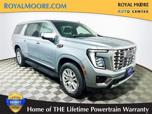 Used 2025 GMC Yukon XL Denali image 1