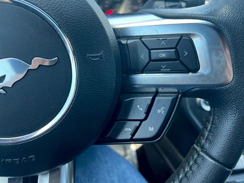 Used 2020 Ford Mustang Coupe RWD image 19