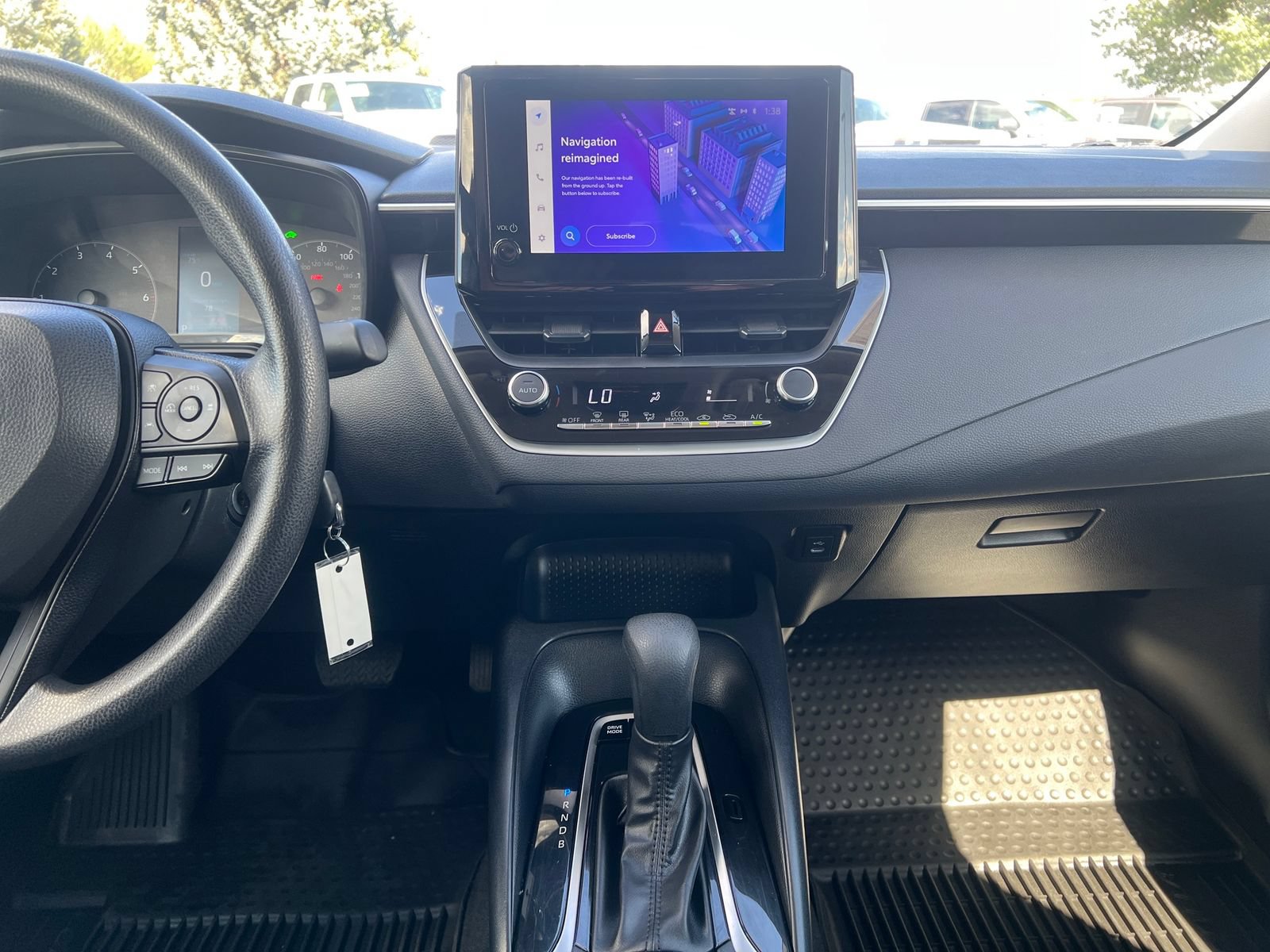 Used 2023 Toyota Corolla LE FWD image 30